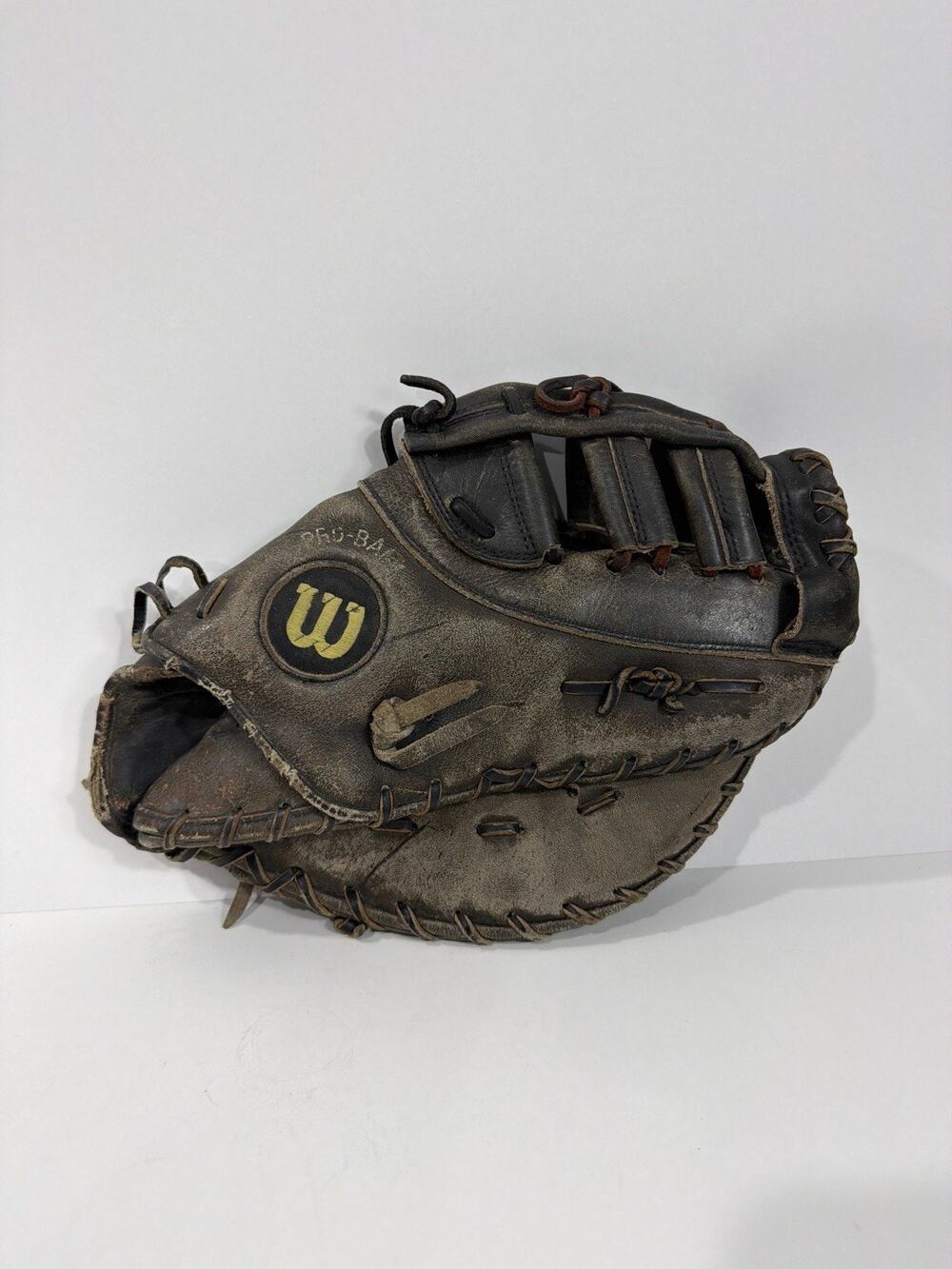 Wilson A2000 First Base Mitt Japan Leather Baseball Glove RHT Right Handed